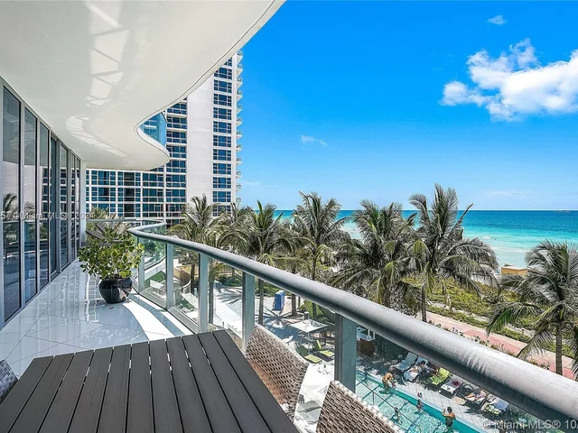 6799 Collins Ave # 304, Miami Beach FL 33141