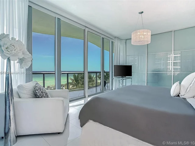 6799 Collins Ave # 304, Miami Beach FL 33141
