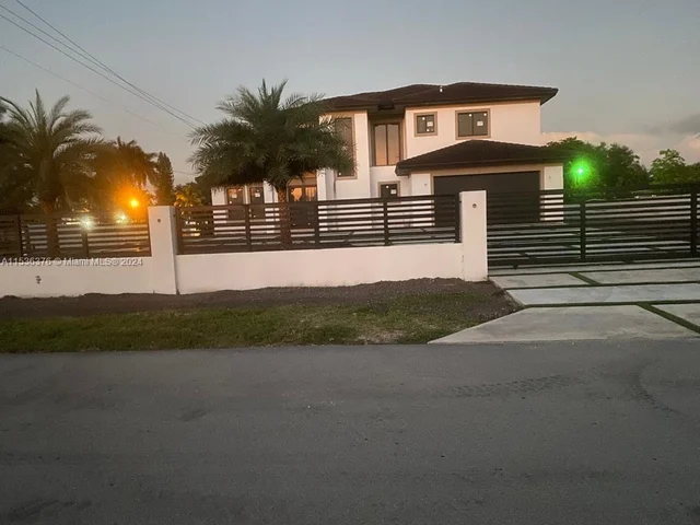 12890 NW 2nd St, Miami FL 33182