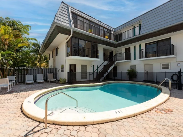 230 Sunrise Dr # 1, Key Biscayne FL 33149