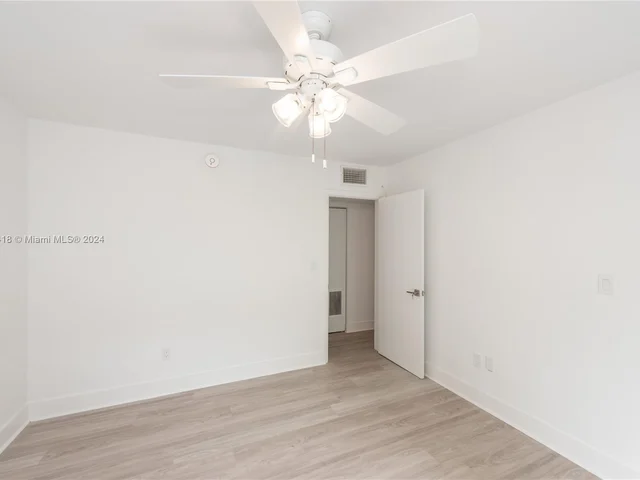 230 Sunrise Dr # 1, Key Biscayne FL 33149