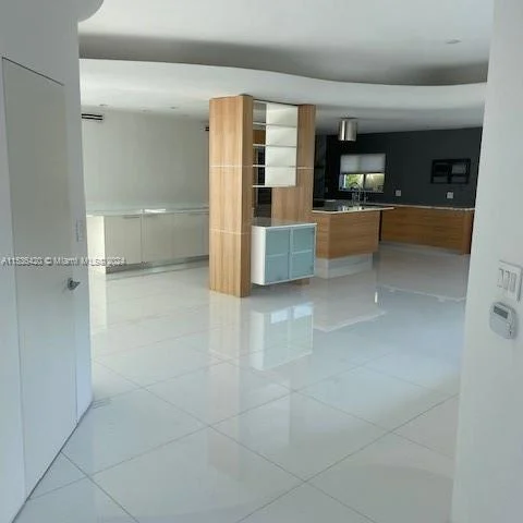 1000 N Shore Dr # 0, Miami Beach FL 33141