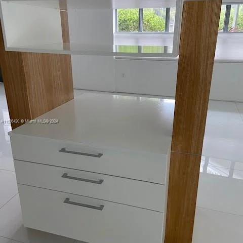 1000 N Shore Dr # 0, Miami Beach FL 33141