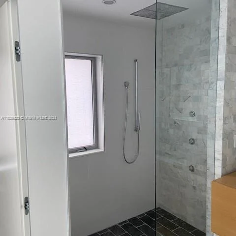 1000 N Shore Dr # 0, Miami Beach FL 33141