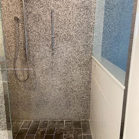 1000 N Shore Dr # 0, Miami Beach FL 33141