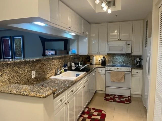 808 Brickell Key Dr # 1807, Miami FL 33131