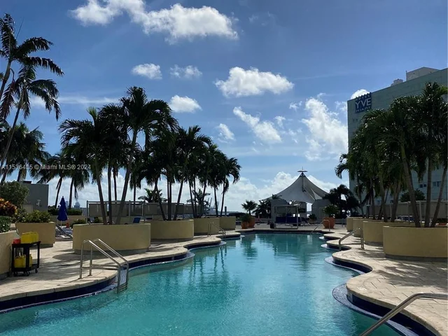 244 Biscayne Blvd # 3205, Miami FL 33132