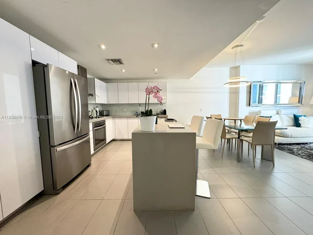 1600 NE 1st Ave # 2118, Miami FL 33132