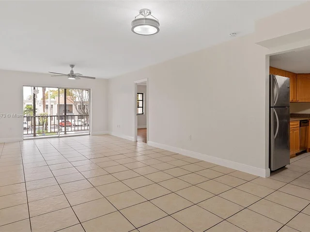 7907 SW 104th St # 202H, Miami FL 33156