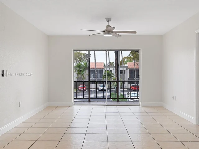 7907 SW 104th St # 202H, Miami FL 33156