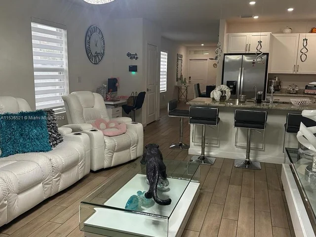 630 NE 5th Ter, Florida City FL 33034