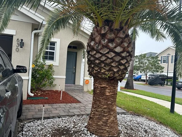 630 NE 5th Ter, Florida City FL 33034