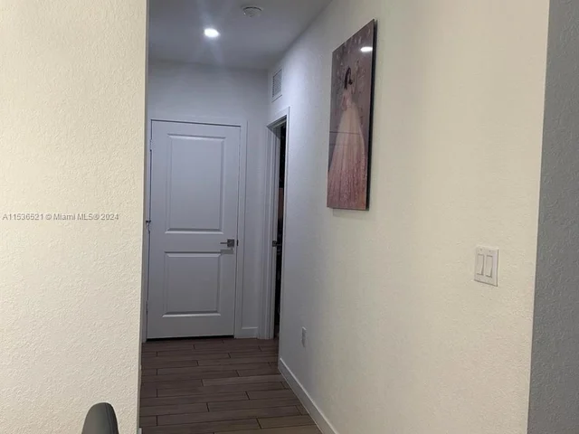 630 NE 5th Ter, Florida City FL 33034