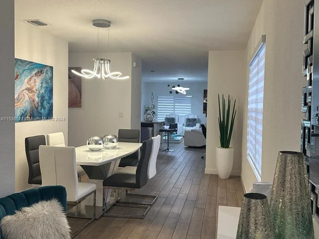 630 NE 5th Ter, Florida City FL 33034