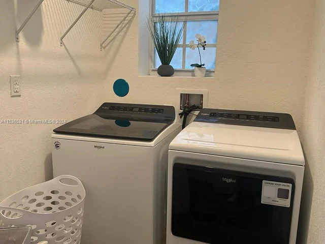 630 NE 5th Ter, Florida City FL 33034