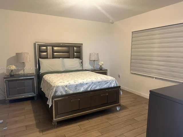 630 NE 5th Ter, Florida City FL 33034