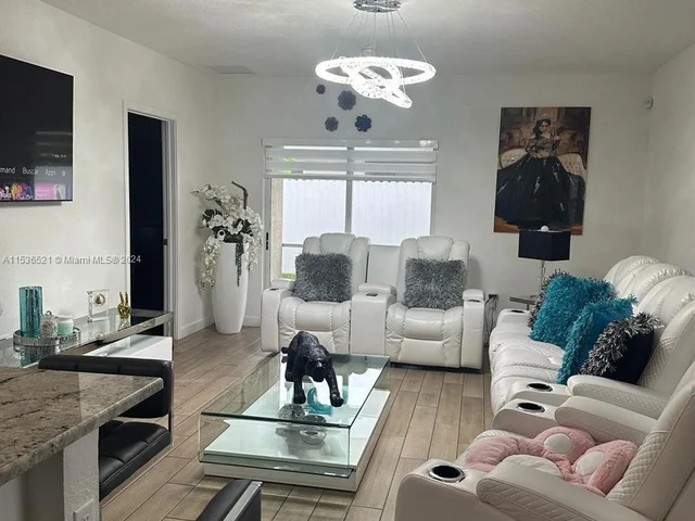 630 NE 5th Ter, Florida City FL 33034