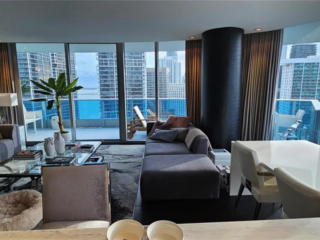 200 Biscayne Boulevard Way # 3602, Miami FL 33131