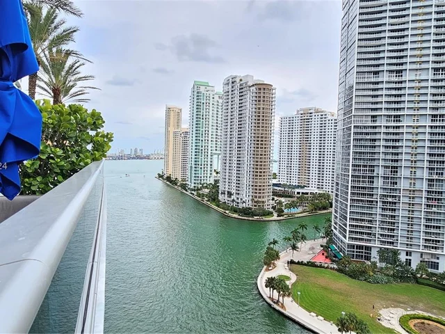 200 Biscayne Boulevard Way # 3602, Miami FL 33131