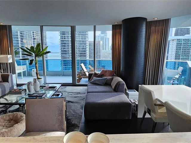 200 Biscayne Boulevard Way # 3602, Miami FL 33131