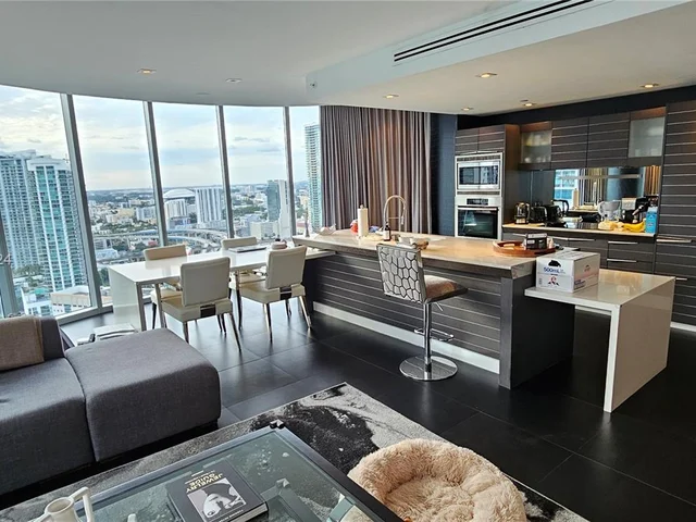 200 Biscayne Boulevard Way # 3602, Miami FL 33131