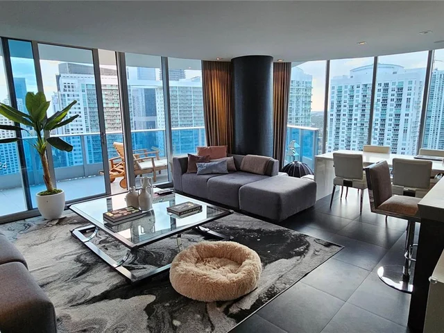 200 Biscayne Boulevard Way # 3602, Miami FL 33131