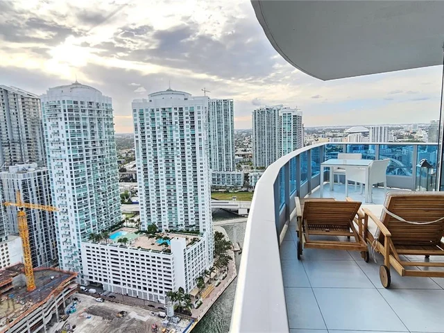 200 Biscayne Boulevard Way # 3602, Miami FL 33131