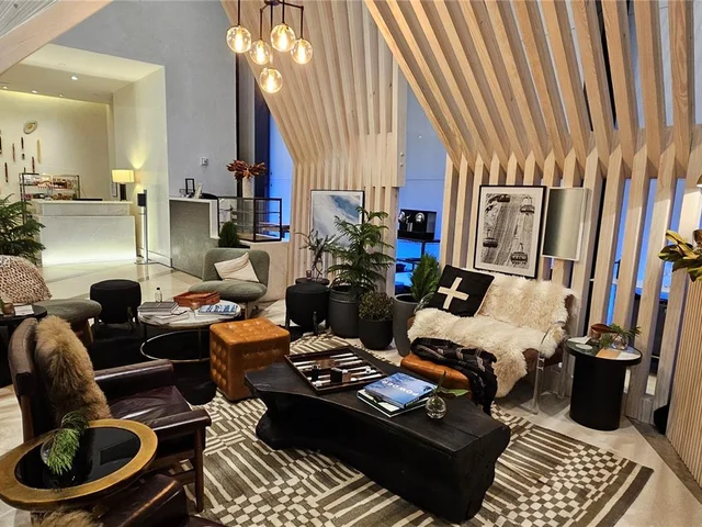 200 Biscayne Boulevard Way # 3602, Miami FL 33131