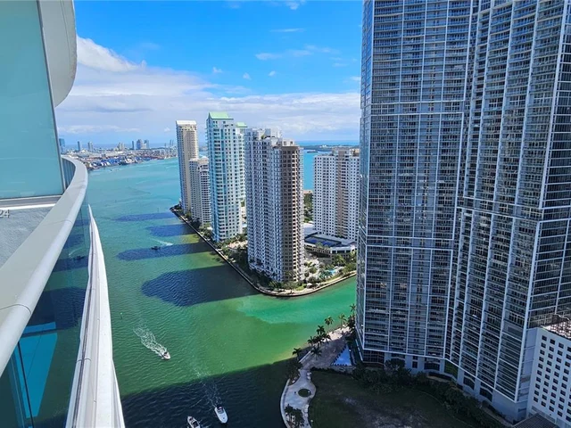 200 Biscayne Boulevard Way # 3602, Miami FL 33131