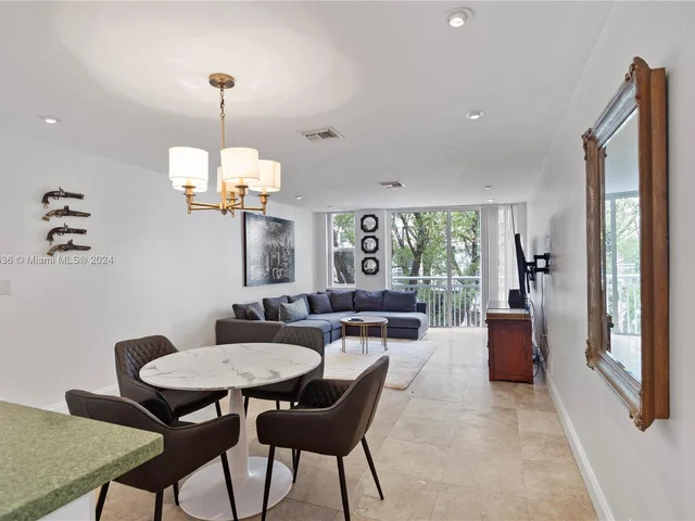 325 Meridian Ave # 5, Miami Beach FL 33139