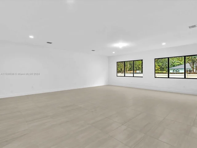 10456 SW 57th Ct, Cooper City FL 33328