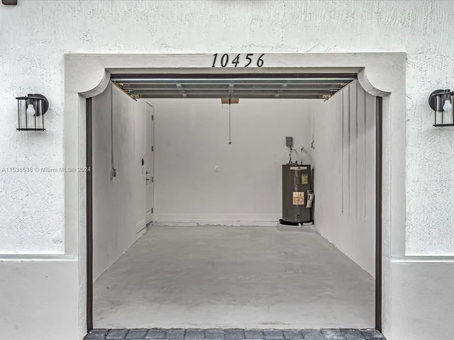 10456 SW 57th Ct, Cooper City FL 33328