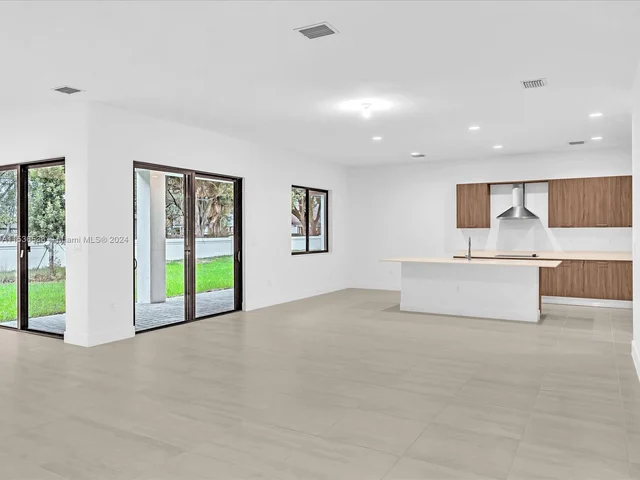 10456 SW 57th Ct, Cooper City FL 33328