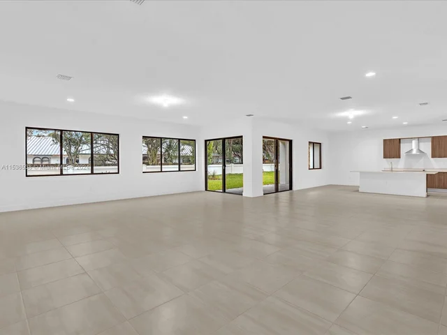 10456 SW 57th Ct, Cooper City FL 33328