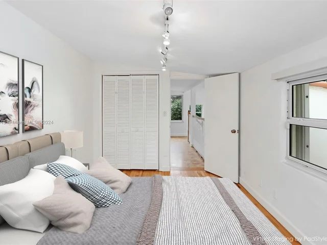 335 SW 31st Rd, Miami FL 33129