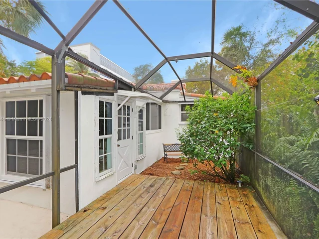 335 SW 31st Rd, Miami FL 33129