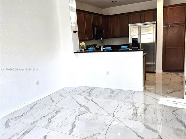 261 Las Brisas Cir # 261, Sunrise FL 33326