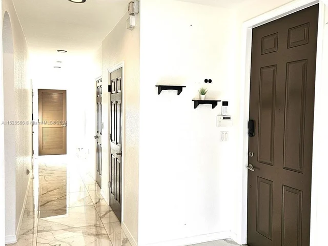 261 Las Brisas Cir # 261, Sunrise FL 33326