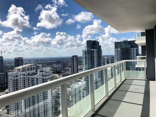 50 Biscayne Blvd # 5007, Miami FL 33132