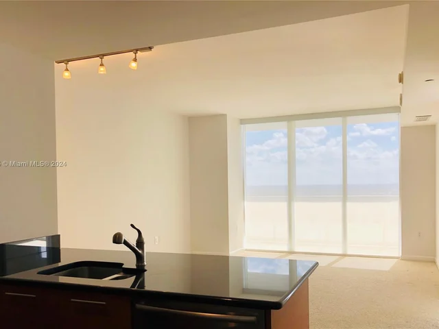 50 Biscayne Blvd # 5007, Miami FL 33132