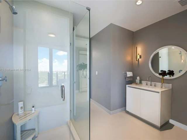 2831 S Bayshore Dr # 1505, Miami FL 33133