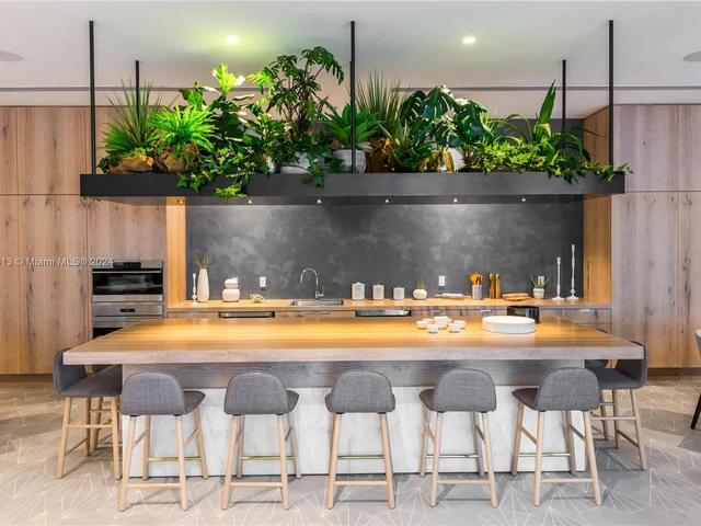 2831 S Bayshore Dr # 1505, Miami FL 33133