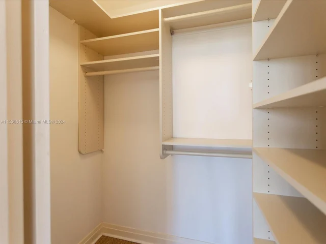 3 Grove Isle Dr # C506, Miami FL 33133