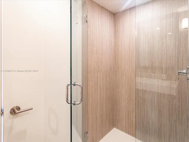 3 Grove Isle Dr # C506, Miami FL 33133