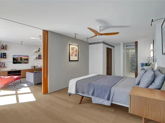 1228 West Ave # 1012, Miami Beach FL 33139