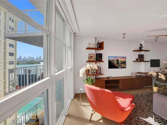 1228 West Ave # 1012, Miami Beach FL 33139