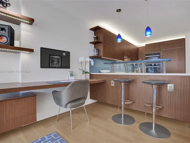 1228 West Ave # 1012, Miami Beach FL 33139