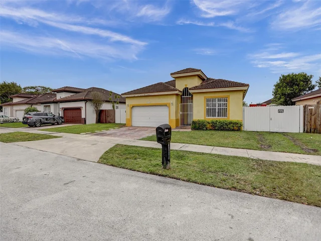 25434 SW 134th Pl, Homestead FL 33032