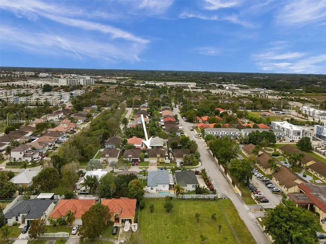 25434 SW 134th Pl, Homestead FL 33032