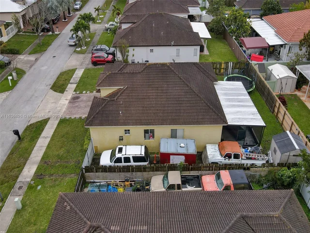 25434 SW 134th Pl, Homestead FL 33032